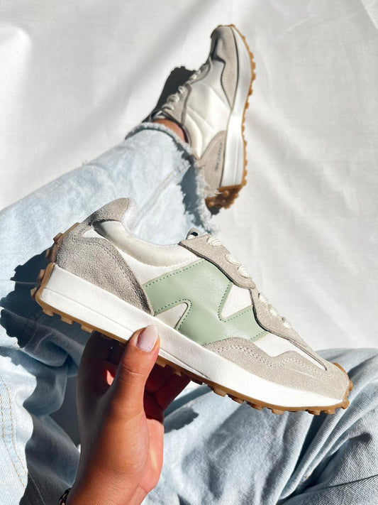 Tênis New Balance 327