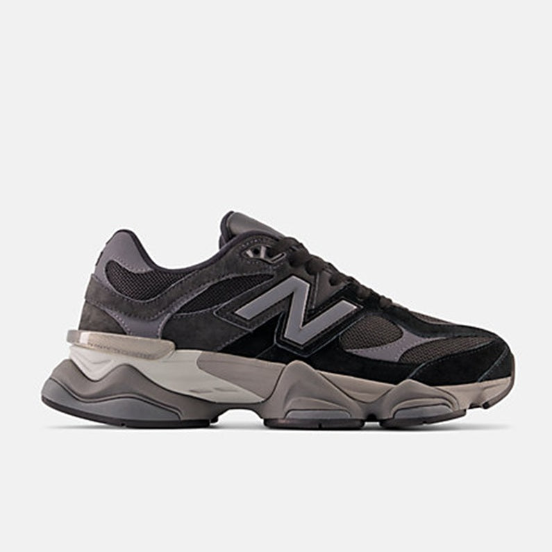 Tênis New Balance 9060
